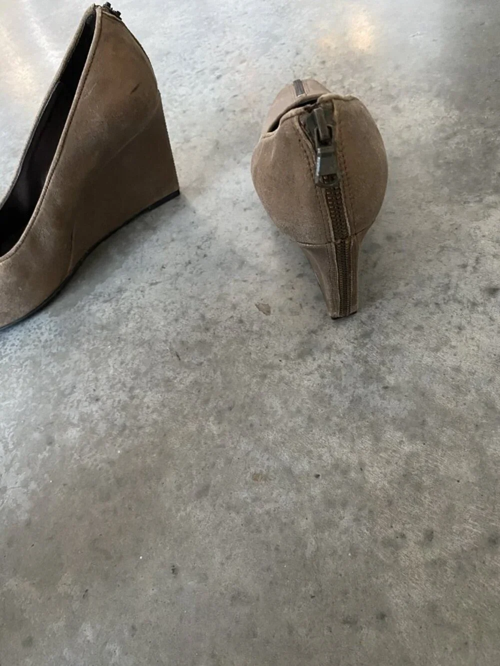 Vaneli Bronze Platforms Wedges Metallic Gold Zippered Wedge Heels Size 8 M
